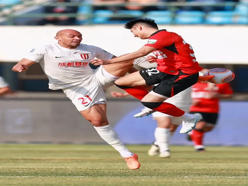 【冬训速递】教学赛第三场长春亚泰2比0成都蓉城B队